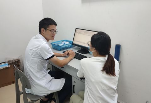 自貢四院開特色藥學門診，精準服務解決市民用藥難題